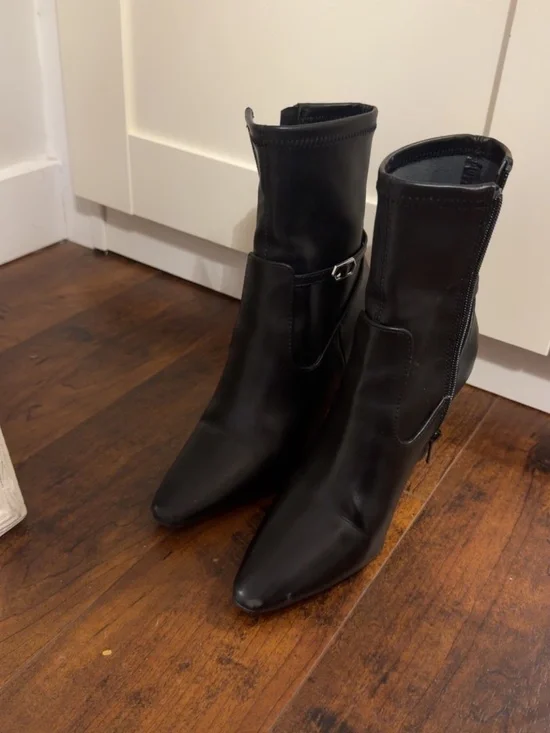 Booties - Picture 3 of 4